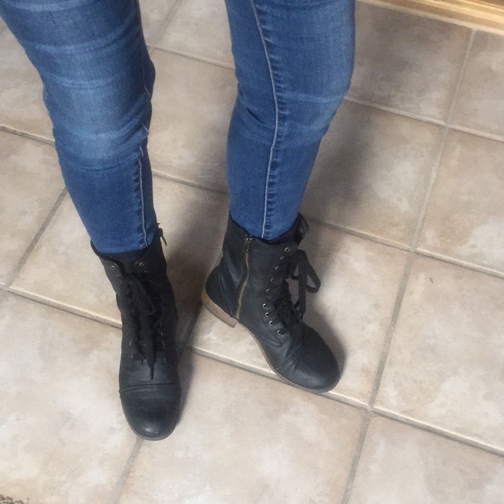 Black Combat Boots Size 7.5